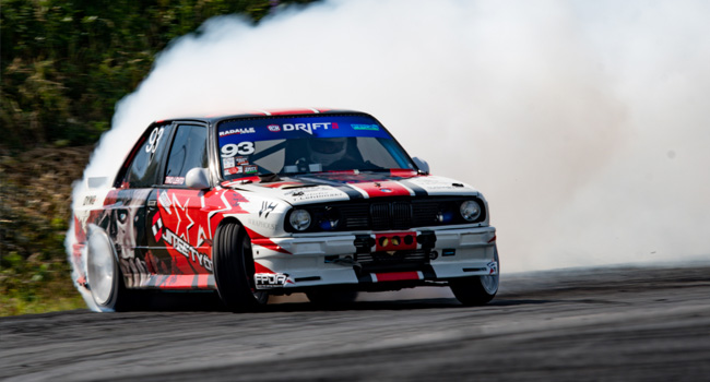 BMW E30